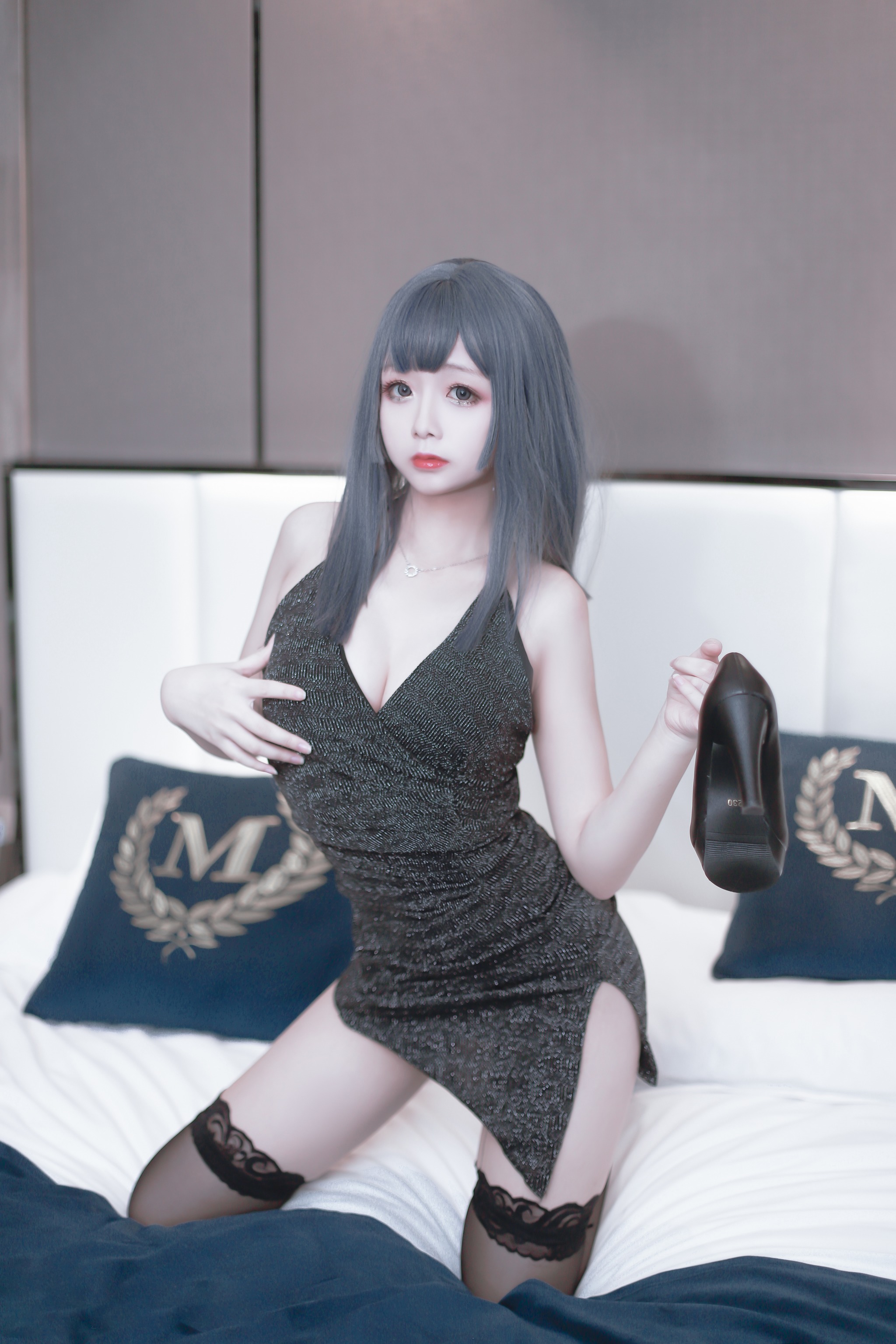 图片[1]-日奈娇 – NO.025 黑色礼服 [40P]-XikXak